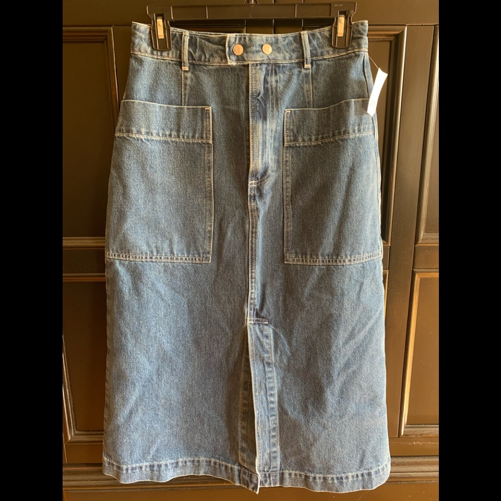 Gap Blue Jean Denim Skirt Size 28 / 6 Brand New